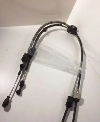 Ford Mondeo Mk III Gear shift cable linkage 3S7R7E395LC