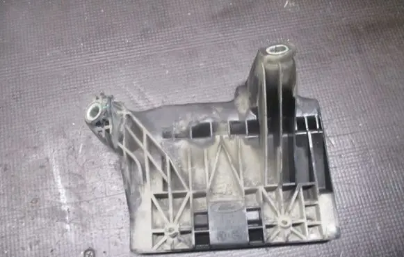 Ford Mondeo MK IV Battery box tray 6G9110663A