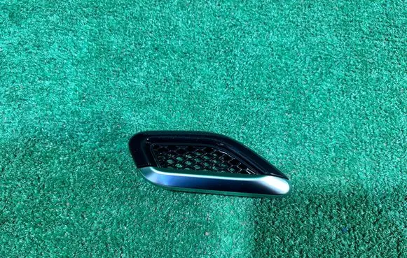 Maserati Grecale Fender grill 670197652