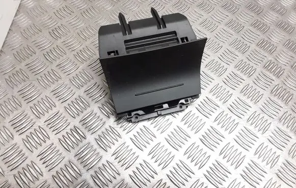 Car ashtray