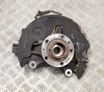 Peugeot 3008 II Front wheel hub 