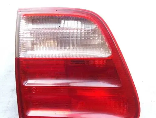 Mercedes-Benz E W210 Tailgate rear/tail lights 2108205964