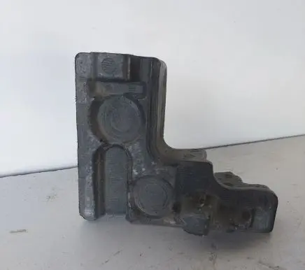 Front bumper foam support bar