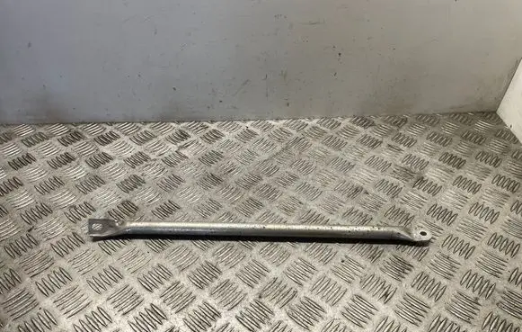 Radiator support slam panel bracket