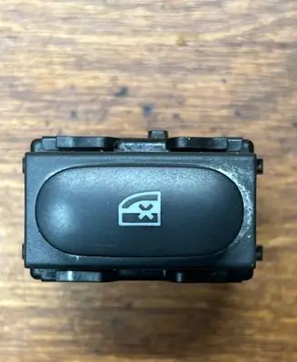 Renault Zoe Electric window control switch 254292476R 110712
