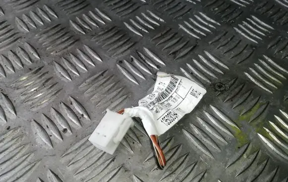 Mercedes-Benz ML W164 Fuse A1645400074