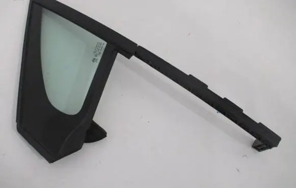 Peugeot 208 I Front door window glass four-door 9801476080
