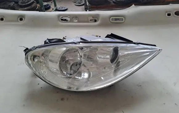 Peugeot 807 Headlight/headlamp 89009181