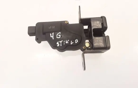 KIA Sorento Tailgate window lock/catch/latch 871303E000