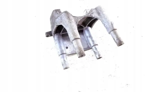 Mercedes-Benz Vito Viano W639 Engine mounting bracket