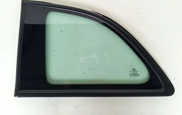 Fiat 500 Abarth Rear side window