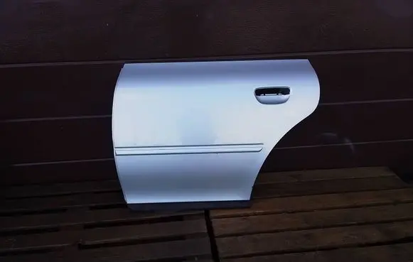 Rear door