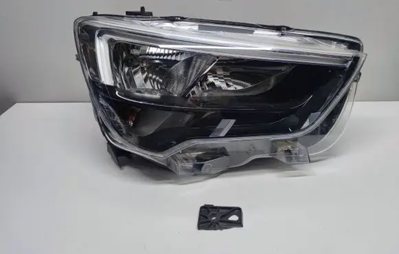 Opel Combo E Headlight/headlamp 9816825980 90145358