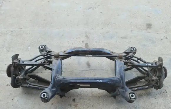 BMW X3 F25 Rear axle beam 33316857983 6857983