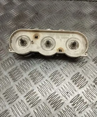 Mercedes-Benz Vito Viano W638 Climate control unit 9016890908