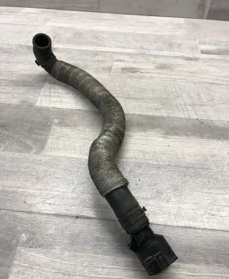 Skoda Superb B6 (3T) Engine coolant pipe/hose 1l01228910