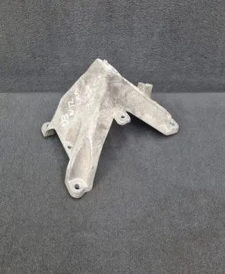 Audi A8 S8 D3 4E Engine mounting bracket 4E0199308BH