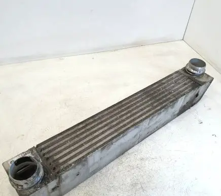 BMW 5 E60 E61 Intercooler radiator 17517795823