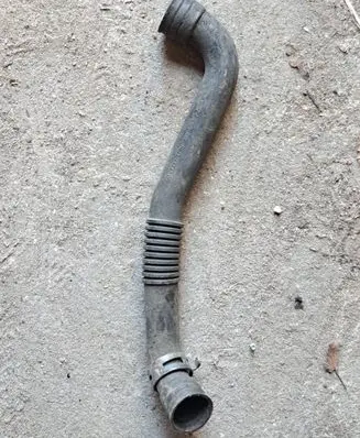 Audi A6 S6 C6 4F Breather hose/pipe 038103493