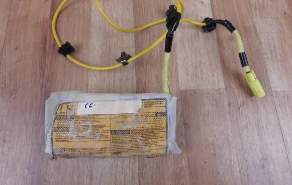 Lexus CT 200H Seat airbag 7392076010