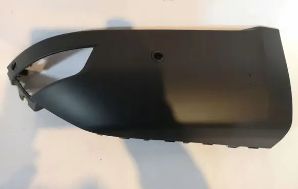 Rear bumper corner part panel trim