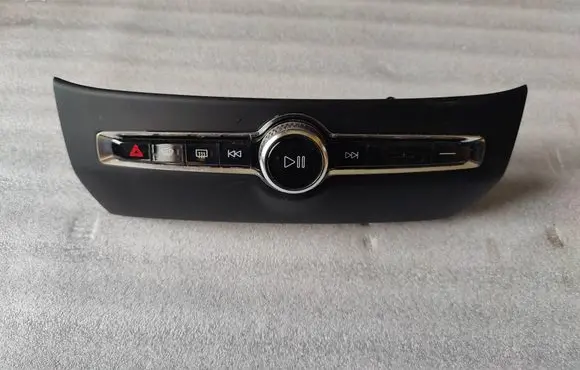 Volvo V60 Head unit multimedia control 31398845 T19320130602 19W322