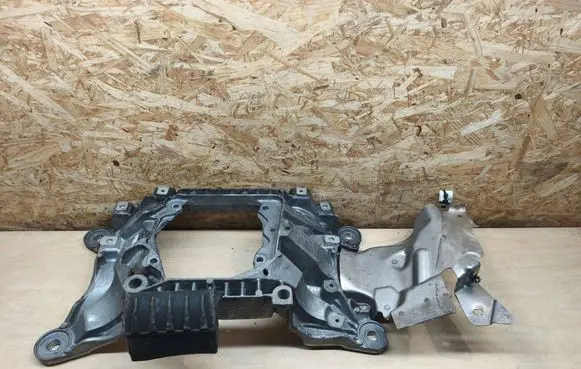Porsche Cayenne (9Y0 9Y3) Gearbox mounting bracket 4M4399263