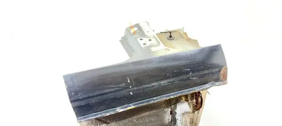 Jaguar XJ X308 Front sill (body part)