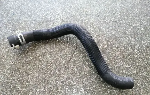 Hyundai Ioniq Engine coolant pipe/hose