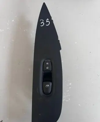 Nissan Qashqai Rear door window switch trim 809614EA0AX