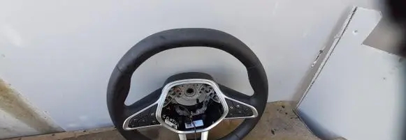 Renault Captur II Steering wheel 484002607R