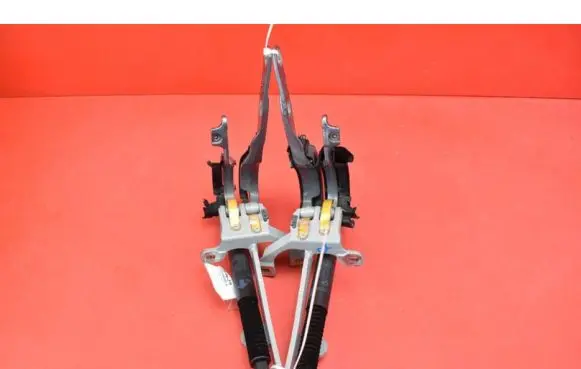 BMW 5 E60 E61 Tailgate/trunk/boot hinge 7206640