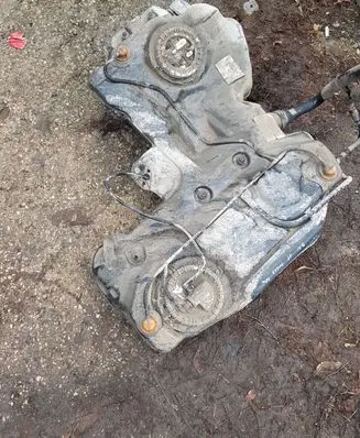 Audi A5 8T 8F Fuel tank 