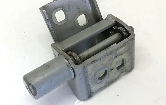 Front door upper hinge