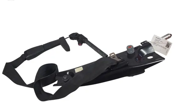 Volvo V70 Front seatbelt