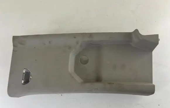 Dodge RAM 1500 DS (C) pillar trim 1DX58TRMAA