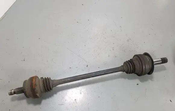 Mercedes-Benz C W204 Front driveshaft A211357