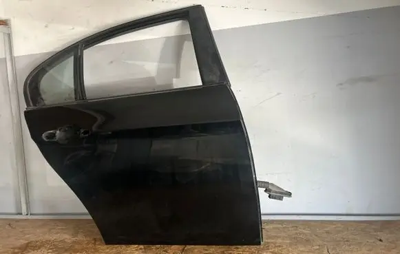 BMW 3 E90 E91 Rear door