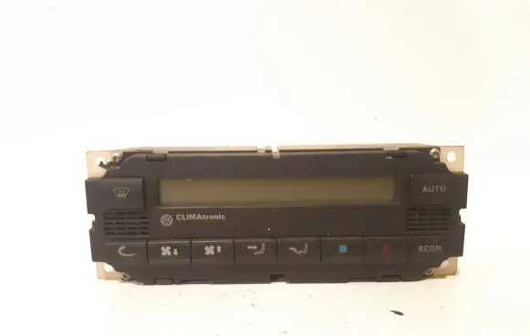 Volkswagen PASSAT B5 Climate control unit 1J1907044 5HB00761700