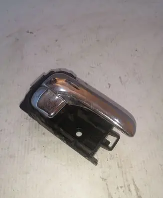 Nissan Primera Front door interior handle