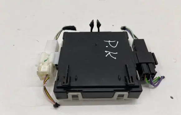 Mercedes-Benz CLA C118 X118 Door control unit/module A1779008415
