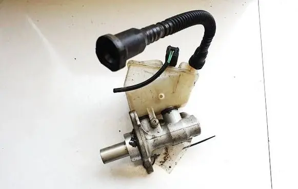 Citroen Berlingo Master brake cylinder 9654002180