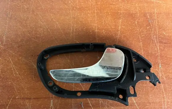 Seat Toledo II (1M) Rear door interior handle 1M0837114