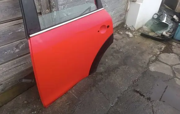 Mini Cooper Countryman R60 Rear door