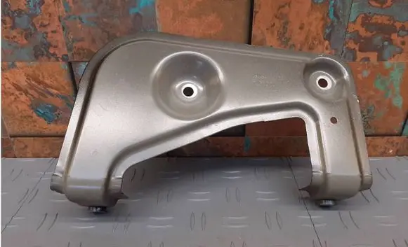 BMW X7 G07 Fender mounting bracket 7418221