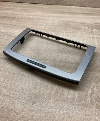 Volkswagen PASSAT B6 Radio/GPS head unit trim 3C0858069M 3C0919234