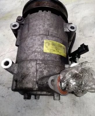 Ford C-MAX I Air conditioning (A/C) compressor (pump) 3M5H19D629KF