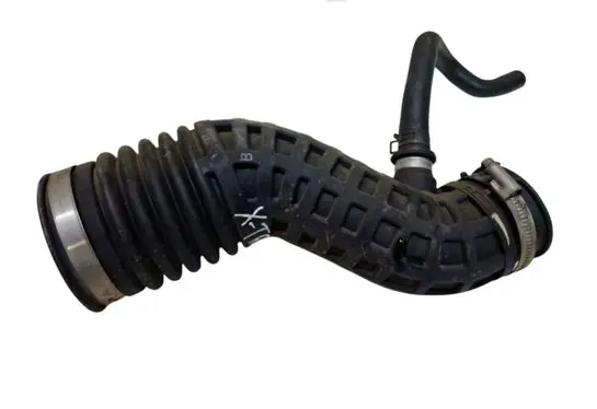 Nissan X-Trail T31 Intercooler hose/pipe