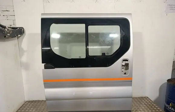 Opel Vivaro Side sliding door 
