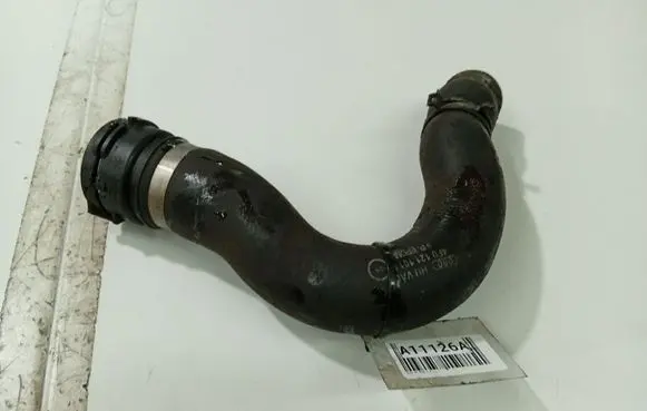 Audi A6 S6 C6 4F Engine coolant pipe/hose 4F0121101B
